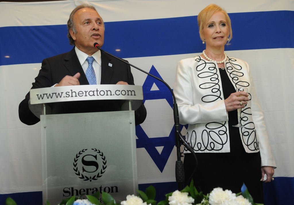 Embaixadores de Israel, Ehud e Sharon Gol