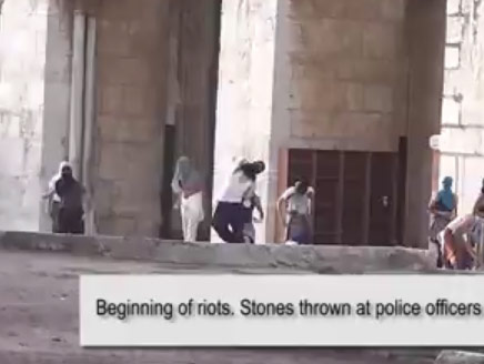 Palestinans riot on the Temple Mount in Jerusalem