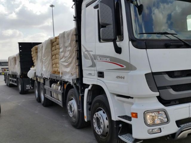 Trucks transporting agricultural produce from Gaza