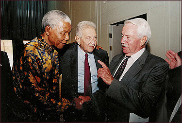 Nelson Mandela meets Ezer Weizman and Syd Cohen, South African co-founder of the Israel Air Force, 1999