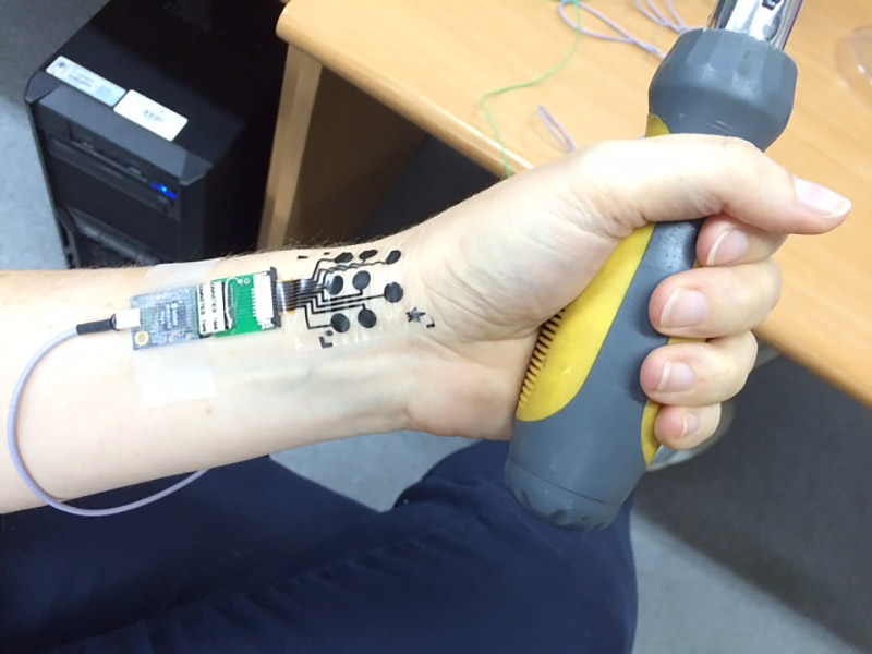 The electronic tattoo developed at Tel Aviv University