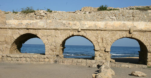 Aqueduct (Arches) Beach (Photo courtesy Israel Ministry of Tourism)