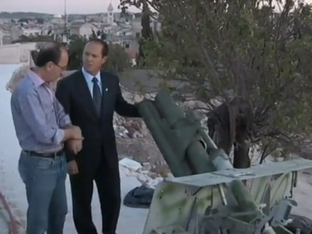 Mayor of Jerusalem fires Ramadan cannon (2011)