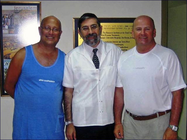 Dr. Marco Harari, center, with psoriasis patients Matthew Katz, left, and Sean Gallagher of Ireland