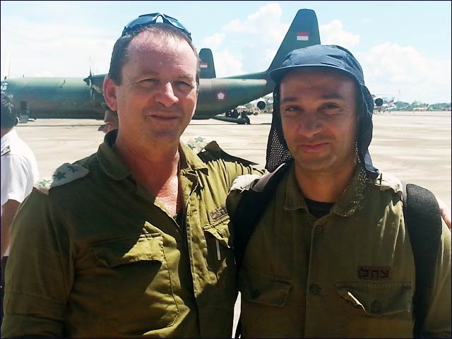 Kobi Peleg, left, and Dr. Reuben Keidar in Philippines