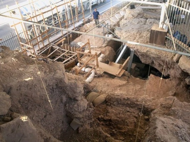 Excavations at Qesem Cave