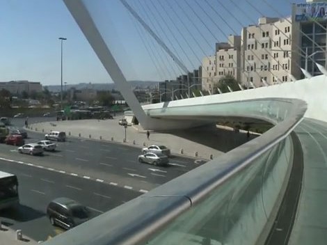 Jerusalem bridge melds modern with biblical