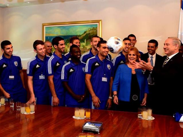 Netanyahu meets with Israel's National Under-21 Team