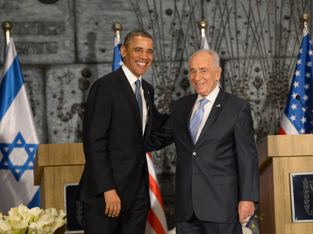 President Peres meets with President Obama