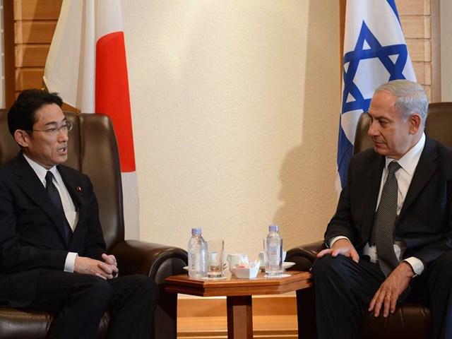 PM Netanyahu meets with Japanese FM Fumio Kishida (May 2014)