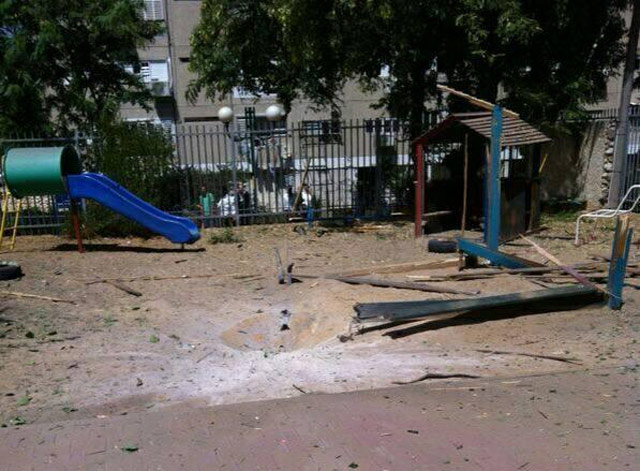 Rocket explodes in playground of kindergarten in Ashdod