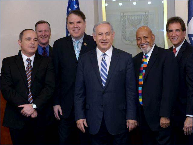 PM Netanyahu with members of the bipartisan delegation in Jerusalem