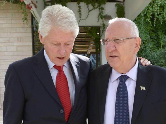 President Rivlin with former US President Clinton in Jerusalem