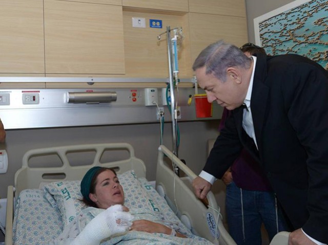 PM Netanyahu visits Inbar Azrak, victim of Molotov cocktail attack