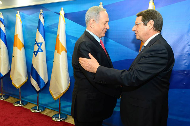 PM Netanyahu meets with President of Cyprus