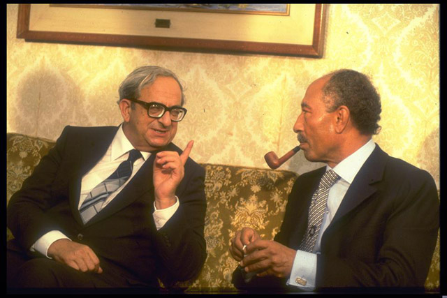 Yitzhak Navon with Egyptian President Anwar Sadat