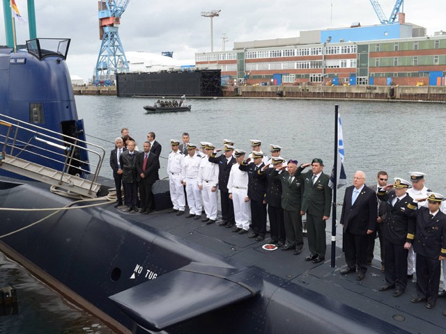 President Rivlin tours the INS Rahav at the Kiel shipyard