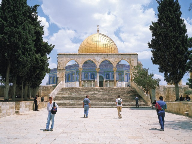 Tourists on the Temple Mount in Jerusalem