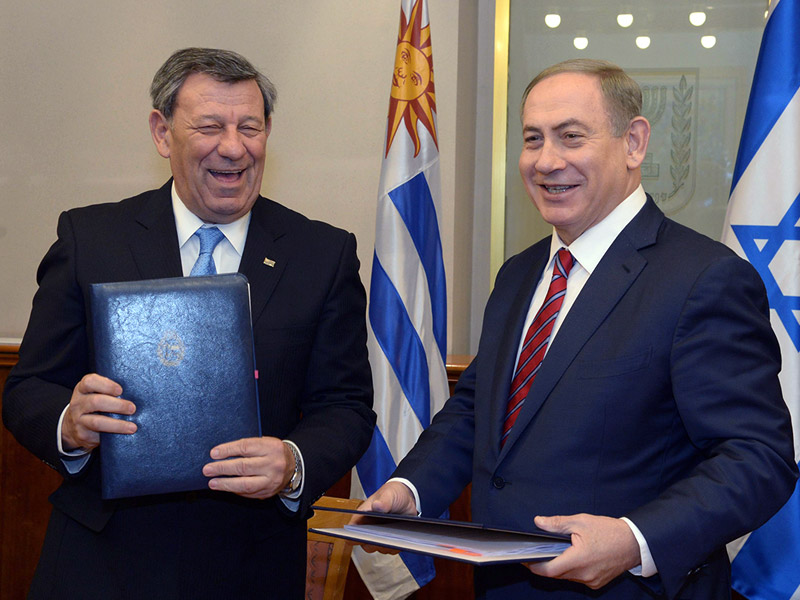 PM Netanyahu meets with Uruguayan FM Rodolfo Nin Novoa