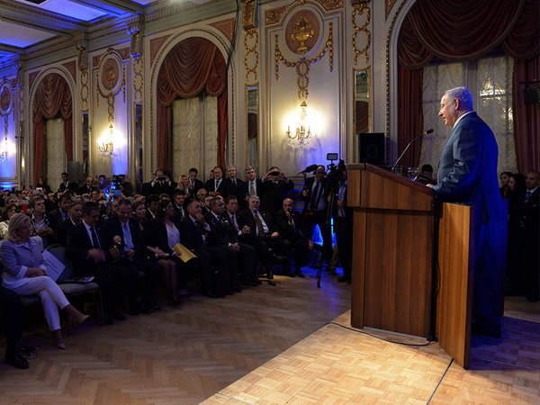 PM Netanyahu addressing the heads of the Jewish community in Buenos Aires