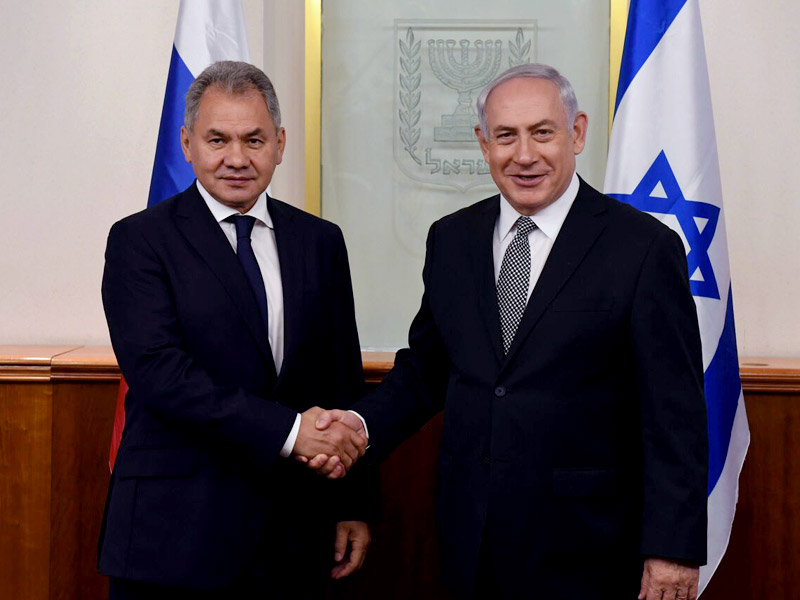 PM Netanyahu with Russian Defense Minister Sergei Shoigu