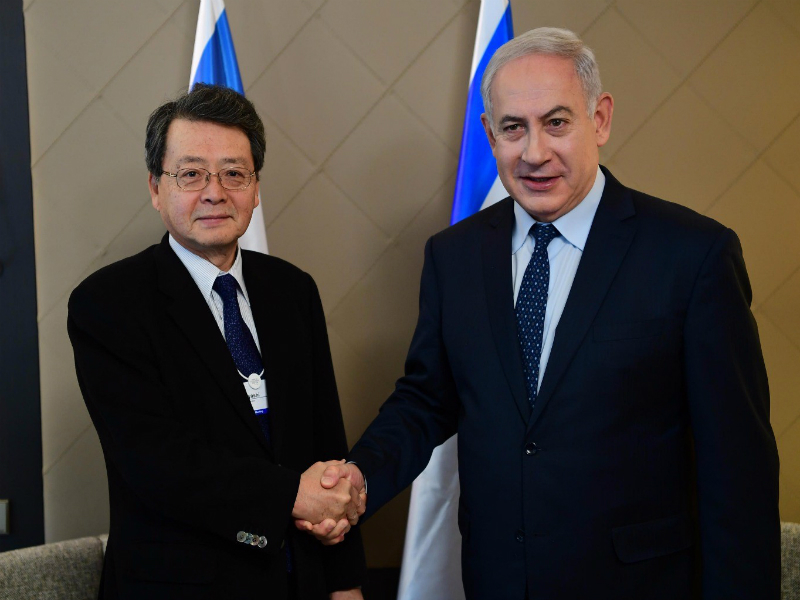 PM Netanyahu and Mitsubishi Chairman of the Board Ken Kobayashi