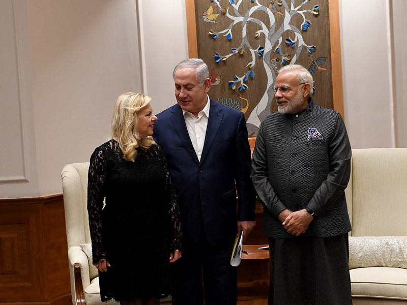 Indian PM Modi with PM Netanyahu and his wife Sara