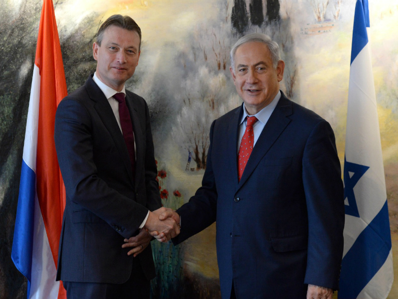 PM Netanyahu with Dutch Foreign Minister Halbe Zijlstra