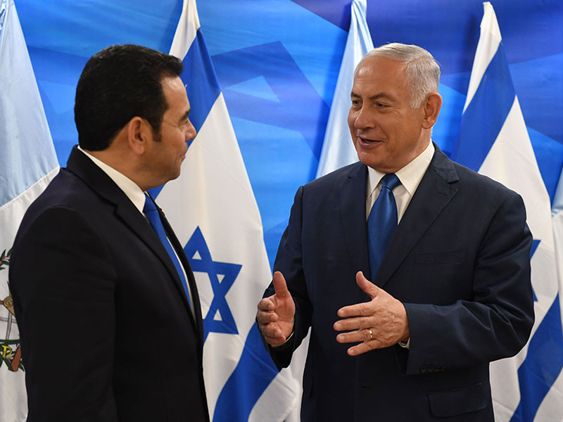 PM Netanyahu meets with Guatemalan President Jimmy Morales