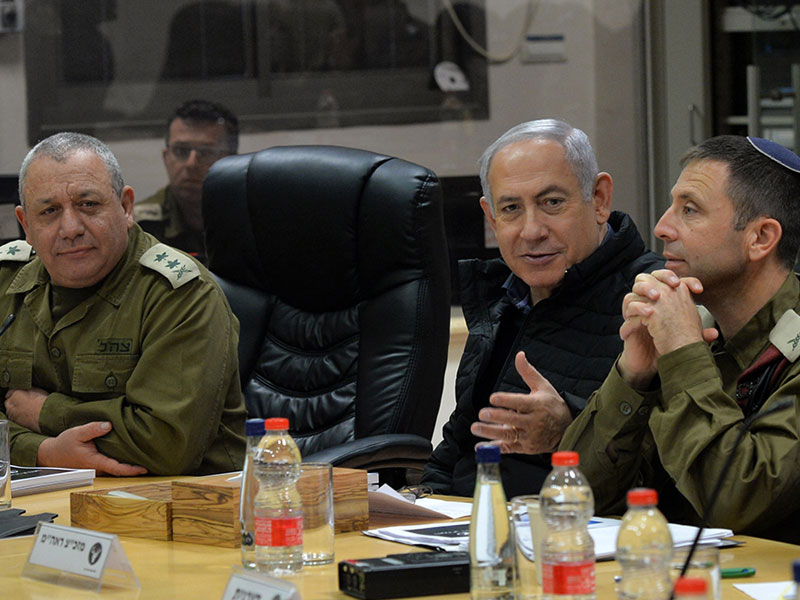 PM Netanyahu at the security assessment at Northern Command HQ