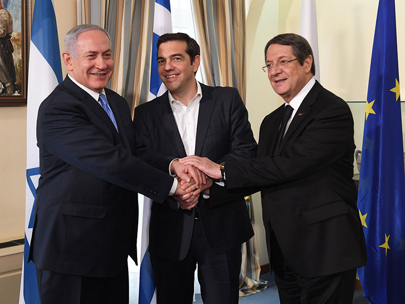 Prime Minister Benjamin Netanyahu, Greek Prime Minister Alexis Tsipras, and Cypriot President Nicos Anastasiades at the trilateral summit