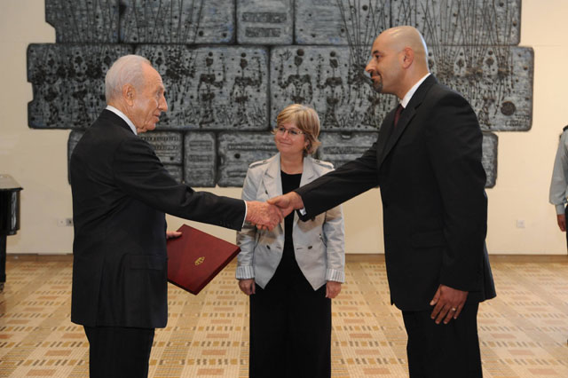 President Peres receives credentials of Jordanian ambassador