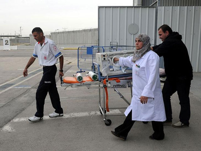 Emergency evacuation of three premature babies for medical care in Israel