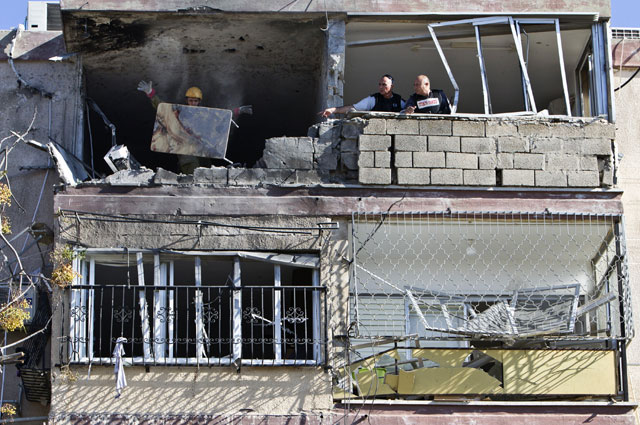 Building in Kiryat Malachi struck by a Gaza rocket, where three civilians lost their lives