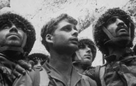 Paratroopers at the Western Wall (GPO/D.Rubinger)