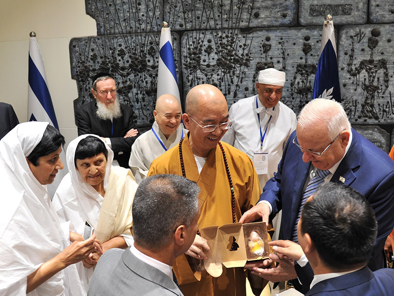 President Rivlin hosts faith leaders from East Asia