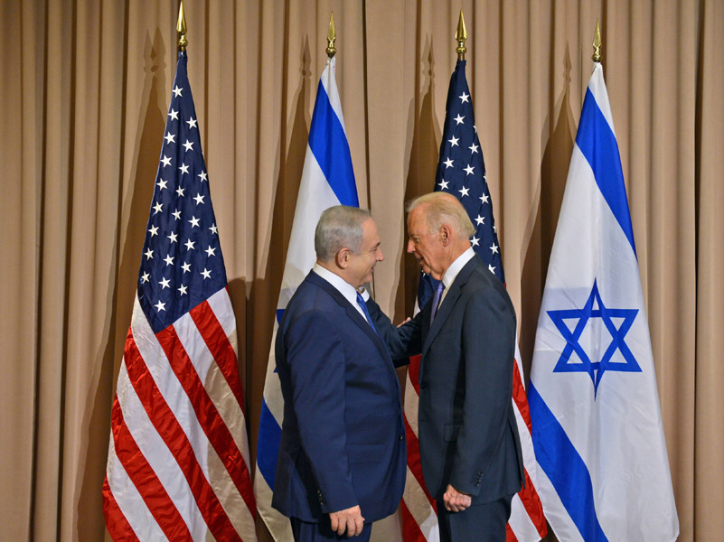 PM Netanyahu meets with US Vice President Biden in Davos