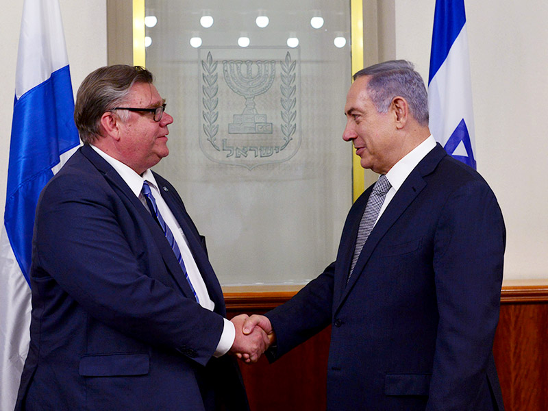 PM Netanyahu with Finnish FM Timo Soini in Jerusalem