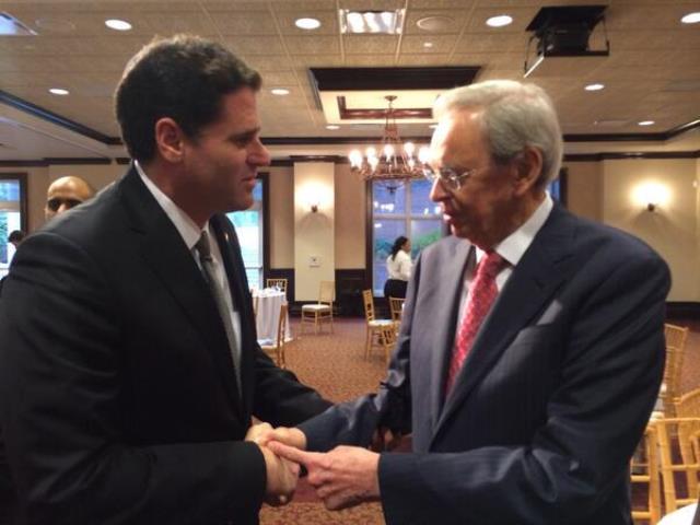 Dermer and Charles Stanley.jpg