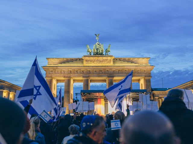 Bei der Demonstration am Brandenburger Tor