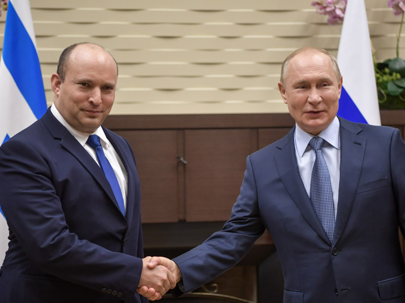 Premier Bennett mit Präsident Putin in Sochi