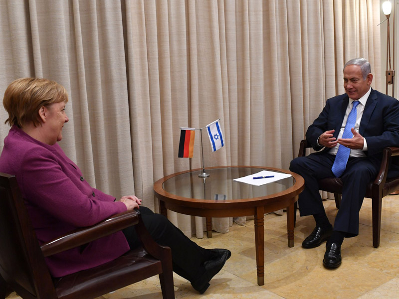 Premierminister Netanyahu mit Bundeskanzlerin Merkel