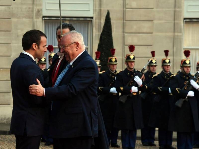 Der französische Präsident Macron und Staatspräsident Rivlin