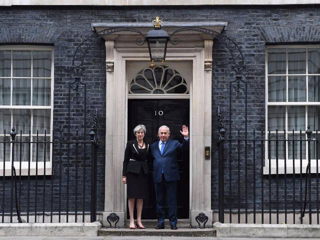 Die Premierminister May und Netanyahu