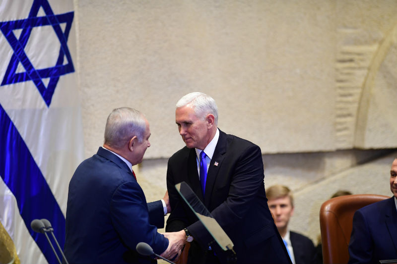 Premierminister Netanyahu und Vizepräsident Pence in der Knesset