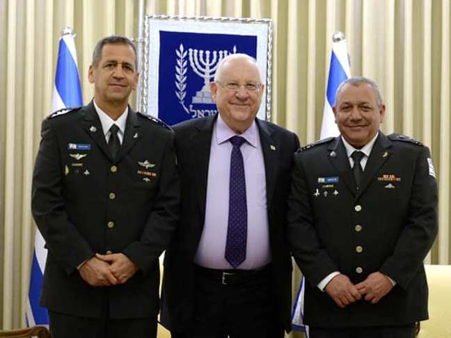 Generalstabschef Kochavi mit Staatspräsident Rivlin und Vorgänger Eizenkot