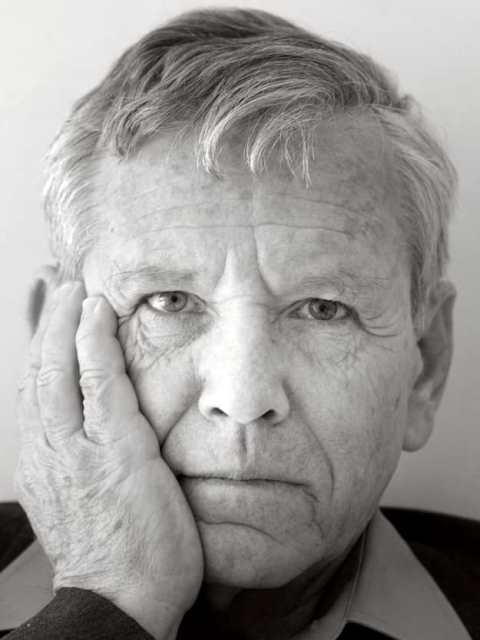 Amos Oz im Jahr 2005