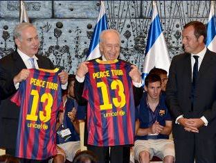 President Peres and PM Netanyahu at the reception for FC Barcelona, who have arrived in Israel on their 2013 'Peace Tour'