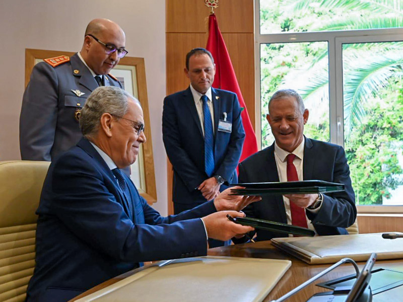 Minister of Defense Gantz and Moroccan Minister Delegate to the Head of Government in Charge of National Defense Loudiyi at the signing ceremony