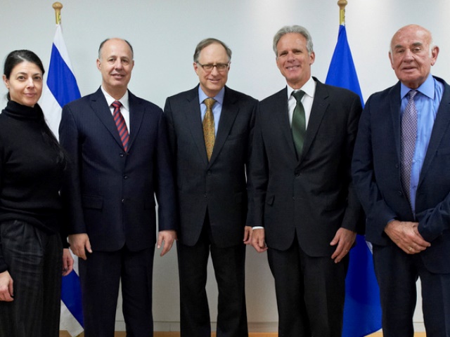 Tzachi Hanegbi (2nd left) with other MKs and Dep Sec-Gen NATO Alexander Vershbow (middle)